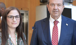 Ersin Tatar, İngiltere’de kabineye giren Nesil Çalışkan’ı tebrik etti