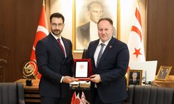 Öztürkler Yiğitcan Hekimoğlu’nu kabul etti