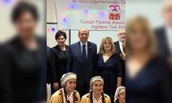 Ersin Tatar, Londra’da Ali Rıza Değirmencioğlu okulunun yardımlaşma gecesine katıldı
