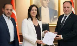CTP’den olağanüstü Meclis toplantısı çağrısı: Öztürkler'e dilekçe verildi