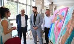 Uluslararası Güzelyurt Sanat Buluşması'nda sanatçılar eserleri üzerinde çalışıyor