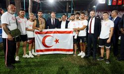 Meclis Başkanı Öztürkler Türk Dünyası Uluslararası Aba Güreşi Finallerini izledi