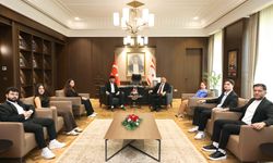 Öztürkler: “Yükseköğrenimin mutfağındaki öğrencilerin Cumhuriyet Meclisi’nde kongre yapması önemli”