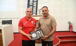 Futbolda değişen kurallar anlatıldı