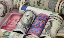 Döviz kurları: Dolar 49,35, euro 55,35, İngiliz sterlini 65,25 TL
