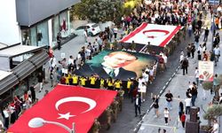“Cumhuriyet Korteji” olumsuz hava koşulları nedeniyle iptal edildi
