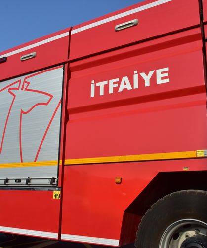 Üç ayrı yerde çıkan yangın hasara yol açtı