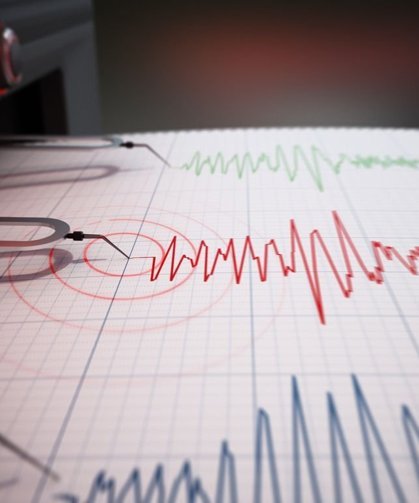 Girit'te 5,7 büyüklüğünde deprem