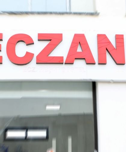 KTEB: “Eczane açılışlarına ilişkin düzenlemeler ivedilikle hayata geçirilmeli”