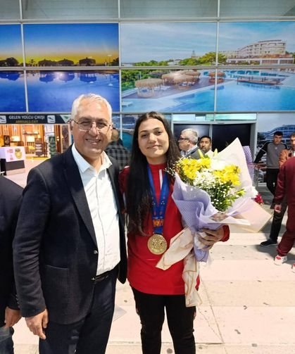 Milli sporcu Sedef Nergiz boksta Türkiye şampiyonu oldu