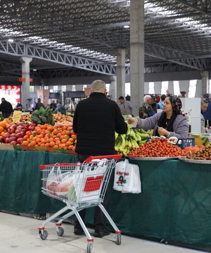 İskele Belediyesi Kapalı Pazar Yeri ve Terminal Alanı törenle açıldı