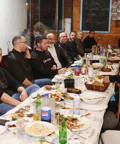 Türkmenköylüler Kenetlendi