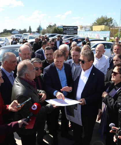 Başbakan Üstel, İskele-Boğaz Yolu proje alanında incelemelerde bulundu