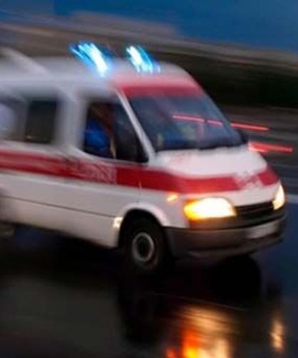 Gazimağusa'da 5. kattan aşağıya düşen çocuk kurtarılamadı