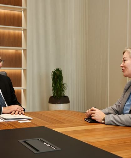 Erhürman, Finlandiya Büyükelçisi’ni kabul etti