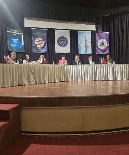 “İlklerin İzinde-Kendi Yolunu Açan Kadınlar” başlıklı panel düzenlendi