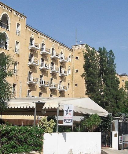 Kıbrıslı Türk ve Rum siyasi partiler, İngiliz üsleri ve güvenlik konularını görüştü