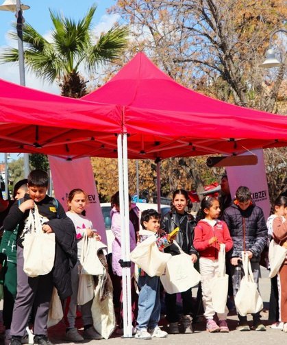 KKTC'de çocukların katıldığı sıfır atık ve geri dönüşüm etkinliği düzenlendi