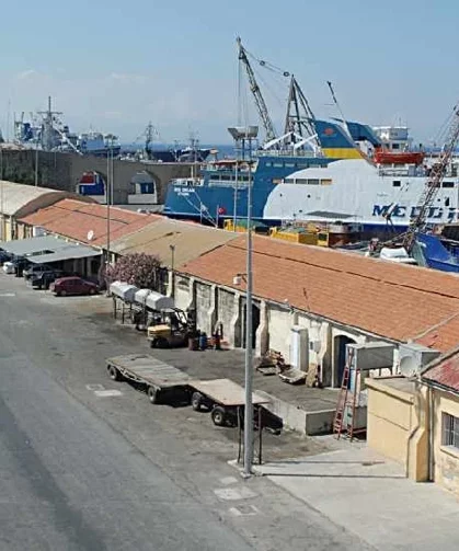 "Genel grev denizciliği durma noktasına getirdi, taraflara 'sulh' çağrısı"