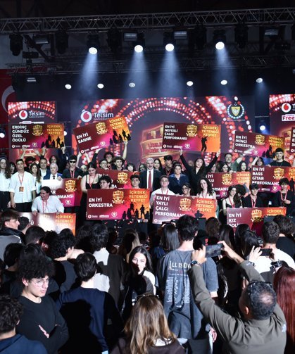 Telsim Freezone 12. Liselerarası Müzik Yarışması’nın büyük ödülü Levent Koleji’nin oldu