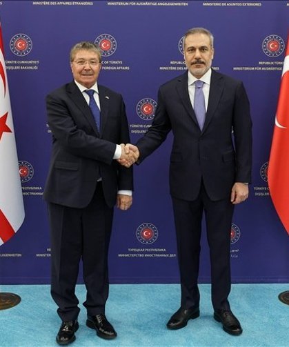 TC Dışişleri Bakanı Fidan, Başbakan Üstel ile Ankara'da görüştü