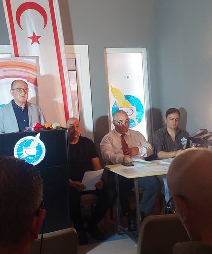 Reşat Akar bir dönem daha Kuzey Kıbrıs Türk Gazeteciler Cemiyeti başkanı