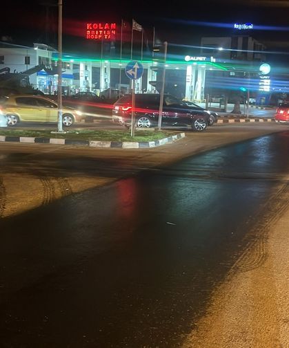 Lefkoşa Gönyeli bölgesinde yola atık madde döküldü