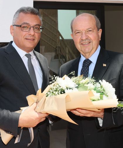 Cumhurbaşkanı Erhürman, eski cumhurbaşkanlarını ziyaret etti