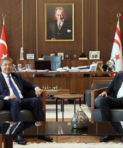 Cumhurbaşkanı Tufan Erhürman, Başbakan Ünal Üstel’i kabul etti