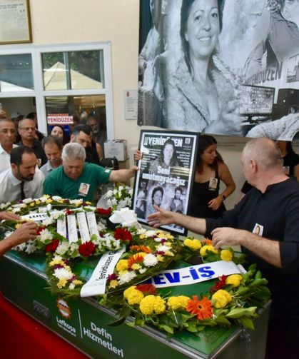 Gazeteci Sevgül Uludağ son yolculuğuna uğurlandı