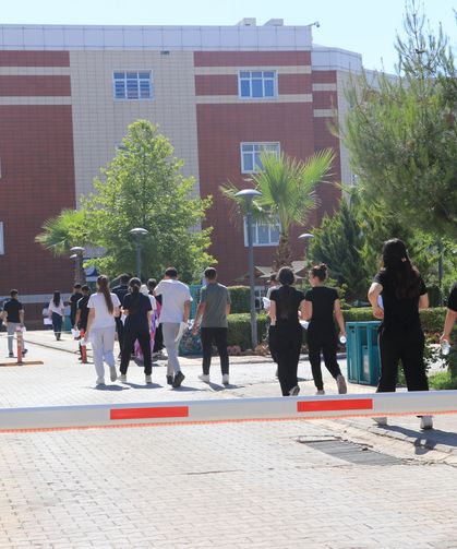 YKS'nin ilk oturumu TYT sona erdi... AYT ve YDT oturumları yarın