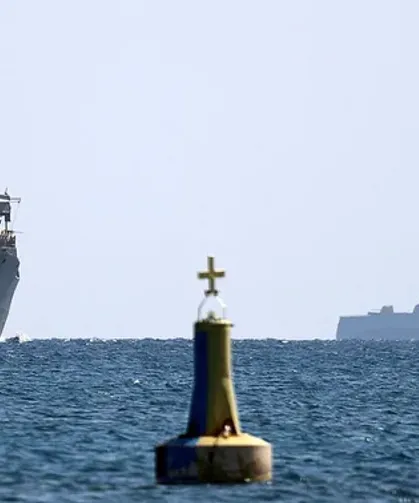 Güney Kıbrıs’taki Yunan savaş uçakları ve deniz kuvvetleri varlığı kalıcılaşıyor