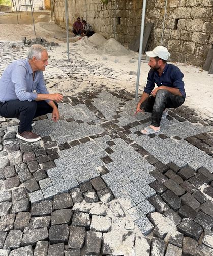 Tatlısu Belediyesi festival alanını yeniliyor