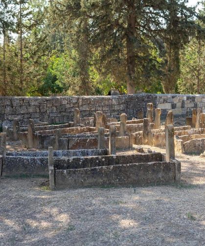 Tarihi Türk mezarlıkları ve şehitliklerin korunmasına yönelik çalışmalar sürüyor