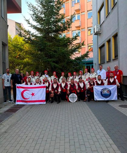 Çatalköy Esentepe Belediyesi Halk Dansları Topluluğu, Sırbistan’da festivale katıldı