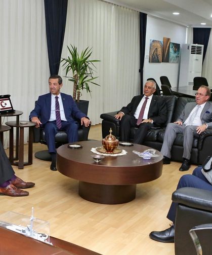 Dışişleri Bakanı Ertuğruloğlu, Alman Milletvekili Krah’ı kabul etti