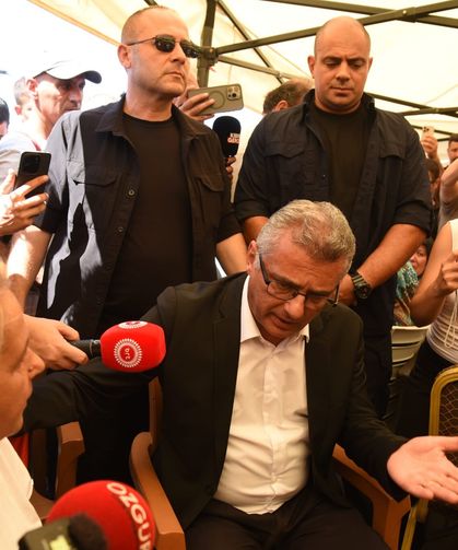 Erhürman: “Umudumuzu yitirmek istemiyoruz, arama kurtarma çalışmaları devam ediyor”
