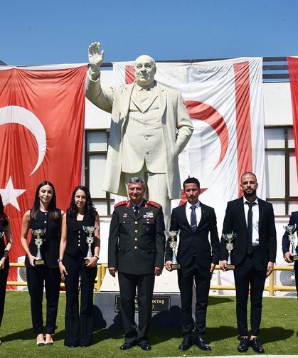 1 Ağustos Toplumsal Direniş Bayramı... TMT Mücahitler Derneği’nde tören düzenlendi