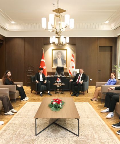 Öztürkler: “Yükseköğrenimin mutfağındaki öğrencilerin Cumhuriyet Meclisi’nde kongre yapması önemli”