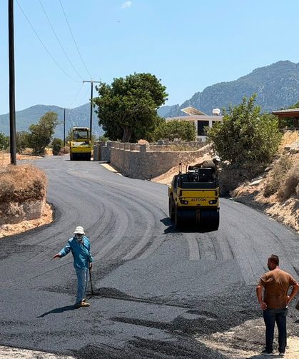 Tatlısu’da Ilgın Sokak’taki asfaltlama çalışmaları tamamlandı