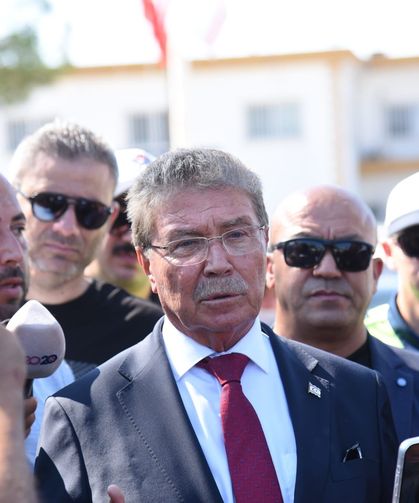 Üstel: “Arama-kurtarma gemisi Çanakkale’den yola çıktı...Batan gemiye yarın öğleden sonra ulaşılması planlanıyor”