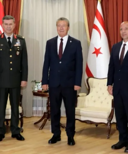 Ünal Üstel, yeni KTBK ve GKK komutanlarını kabul etti