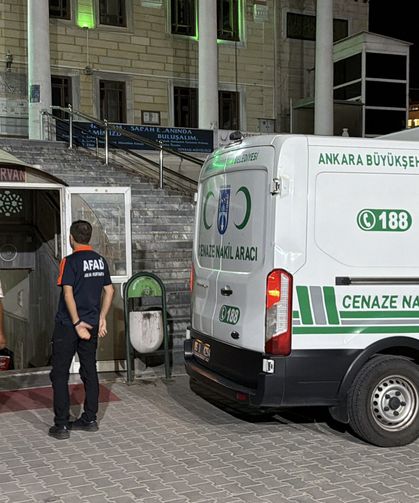 KKTC'deki gemi kazasında hayatını kaybeden Elmas Demir'in cenazesi Eskişehir'e getirildi