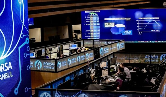 BIST 100 endeksi, 10.000 puanı aşarak rekor kırdı