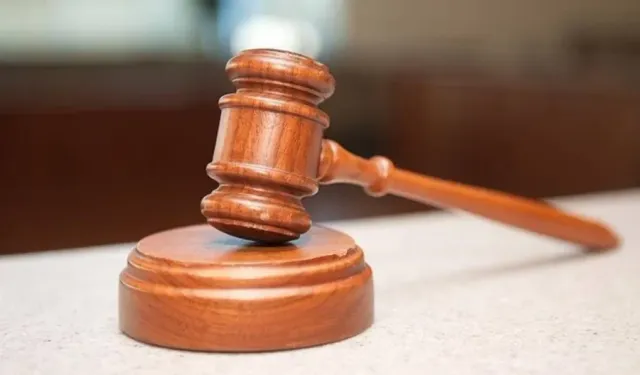Kıbrıslı Türklere hakaret eden iki kişiye dava okundu!