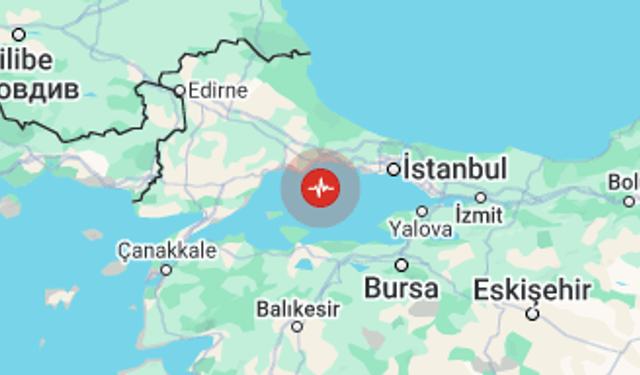 SON DAKİKA! İstanbul'da şiddetli deprem!