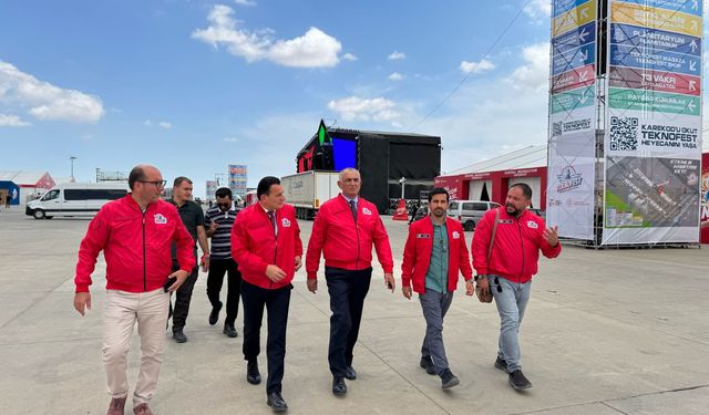 Çavuşoğlu, öğrencileri, öğretmenleri ve tüm halkı TEKNOFEST katılmaya davet etti