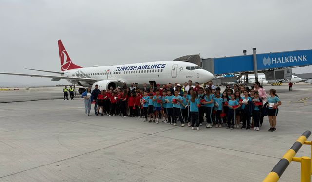 Ercan Havalimanı’nda çocuklar için etkinlik düzenlendi
