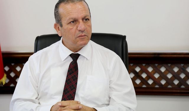 Fikri Ataoğlu İstanbul’daki depremden dolayı Türkiye'ye geçmiş olsun dileklerini iletti