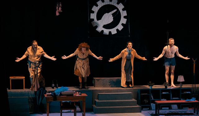 21. Kıbrıs Tiyatro Festivali kapsamında 28 Haziran'da "Yaşamak mı, Yoksa Ölmek mi?” isimli oyun sahnelenecek